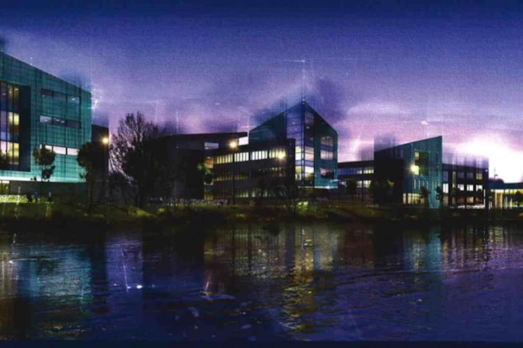 The Rose- Grd Floor, 2-5 Beds, Smarttv, Uni, Tram, M250 Fibre Apartment Nottingham Bagian luar foto