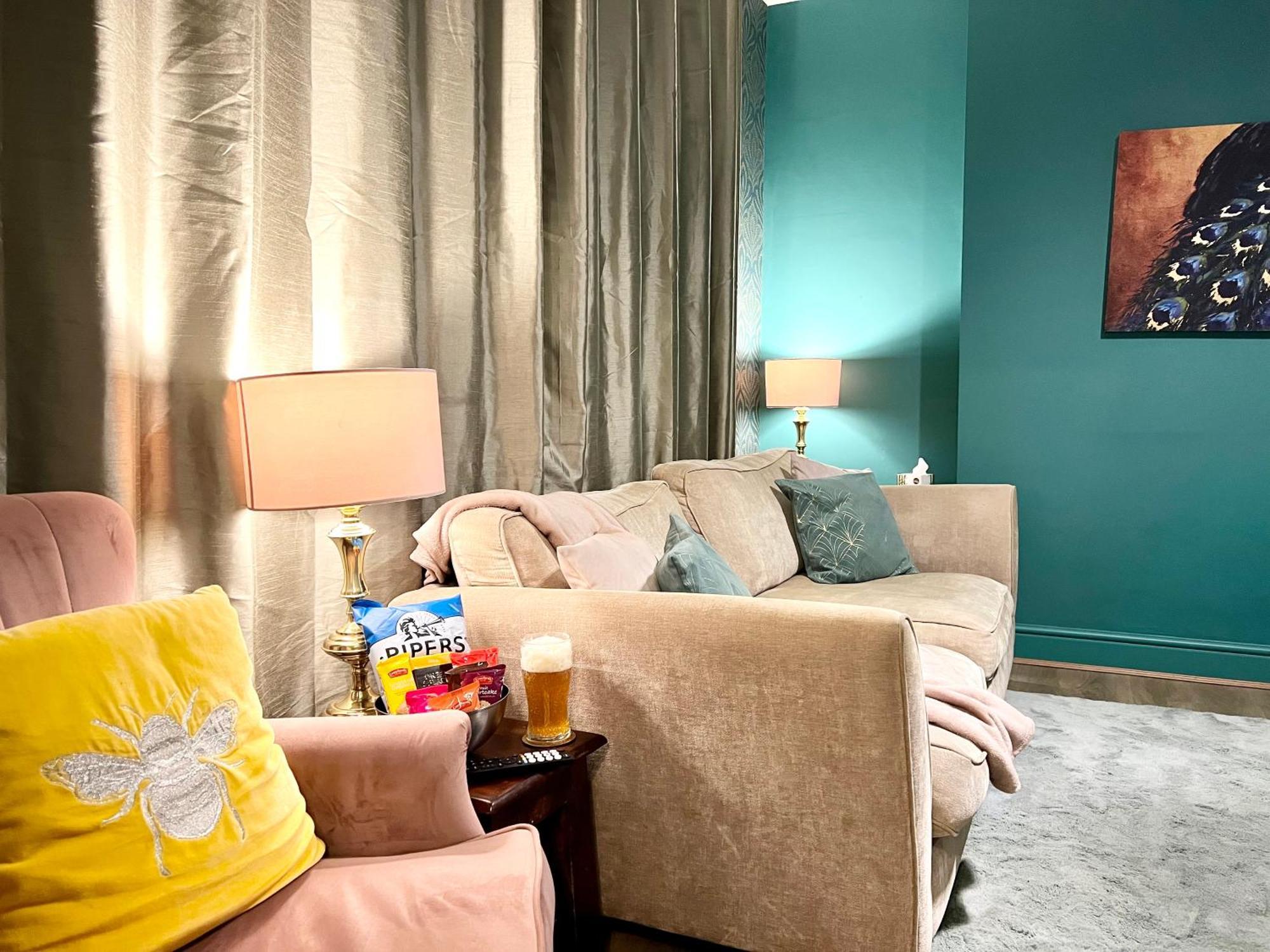 The Rose- Grd Floor, 2-5 Beds, Smarttv, Uni, Tram, M250 Fibre Apartment Nottingham Bagian luar foto