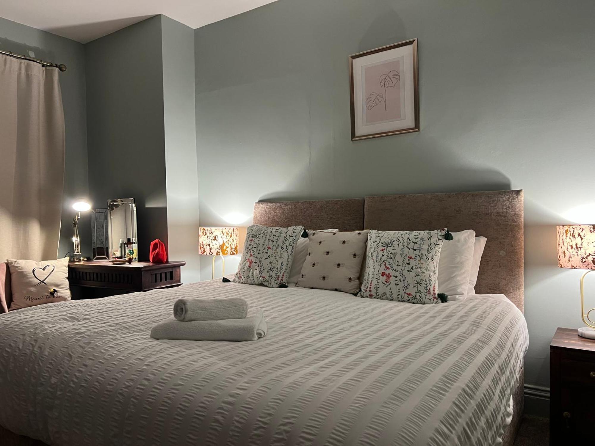 The Rose- Grd Floor, 2-5 Beds, Smarttv, Uni, Tram, M250 Fibre Apartment Nottingham Bagian luar foto